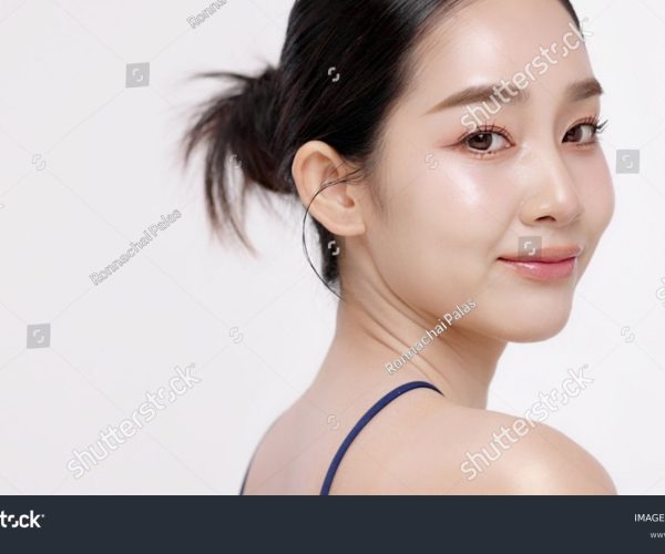 stock-photo-close-up-beautiful-young-asian-girl-with-k-beauty-make-up-style-on-isolated-white-background-for-2689973871